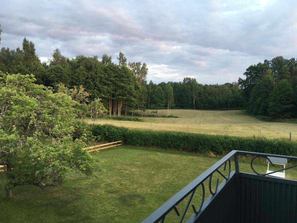 Bjoerkholm - Villa In Målilla Buitenkant foto